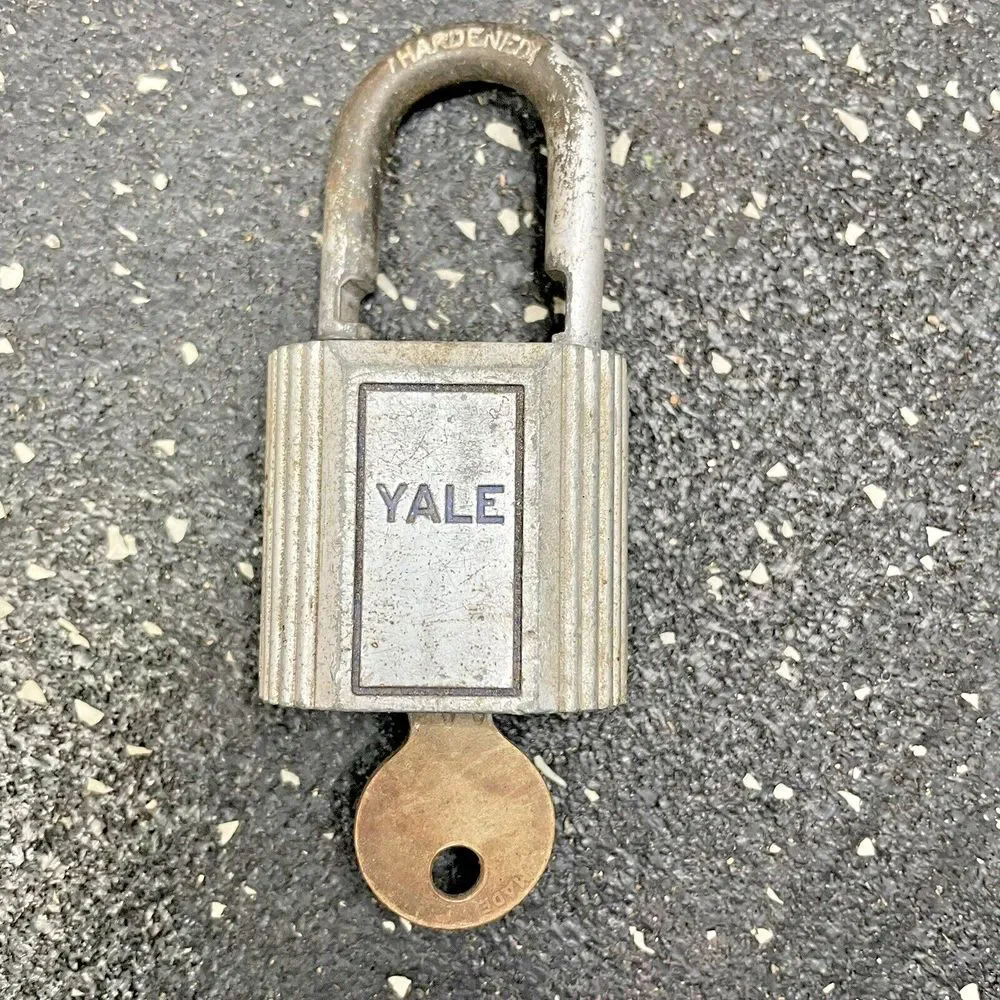 Vintage Yale Padlock With Key Made‎ in USA Hardened Silver Color